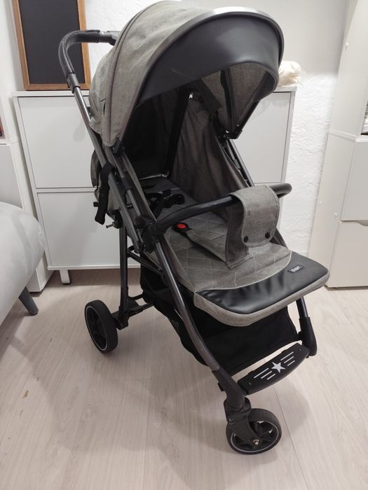 Продам прогулочную коляску