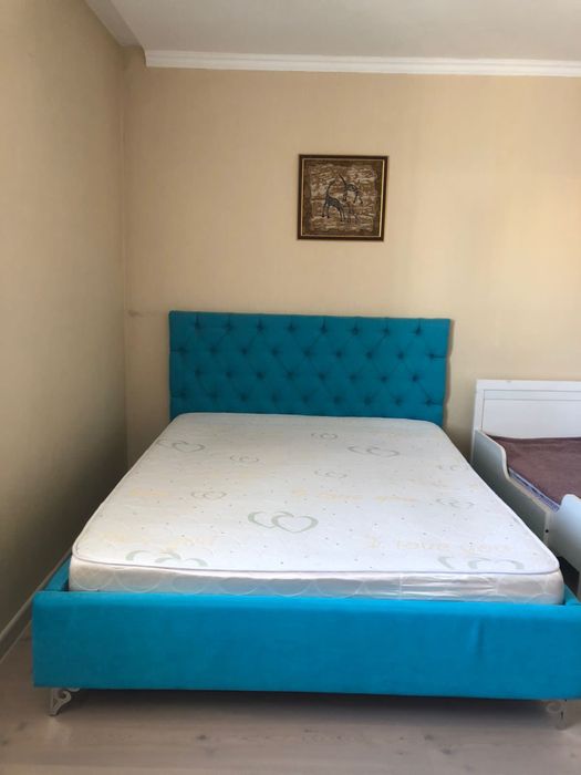 Двухместная кровать