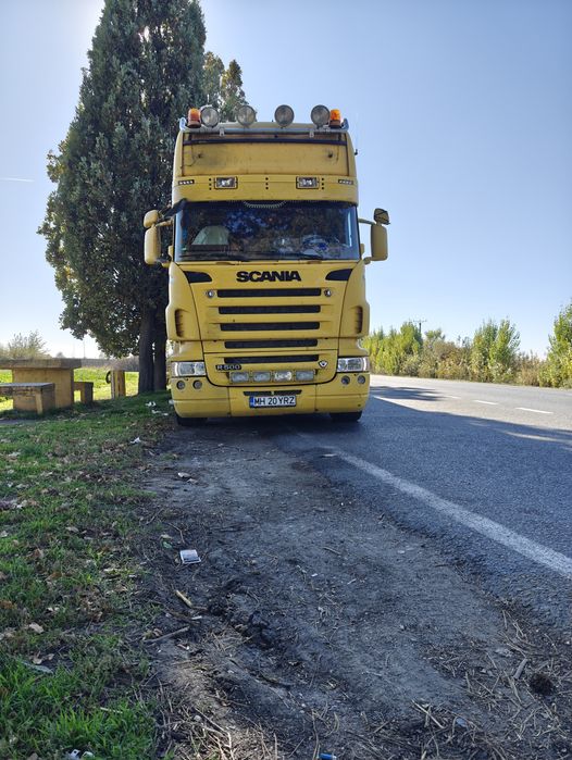 Se vinde   Scania V8