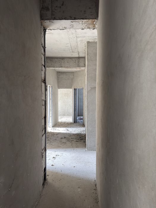 Навои шахар Дом бита Истам курилиш 10 этаж 3 хона + 1 хона кадастрли