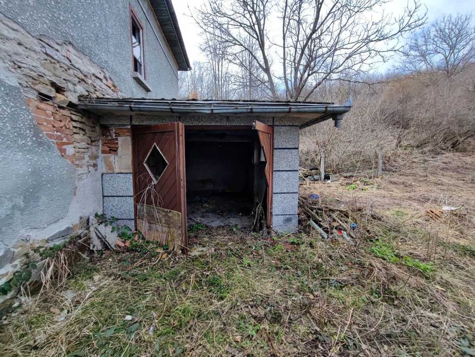 Продава се Къща в с. Шарани, Област Габрово - 77 кв.м за 265 €/кв.м - Снимка #15