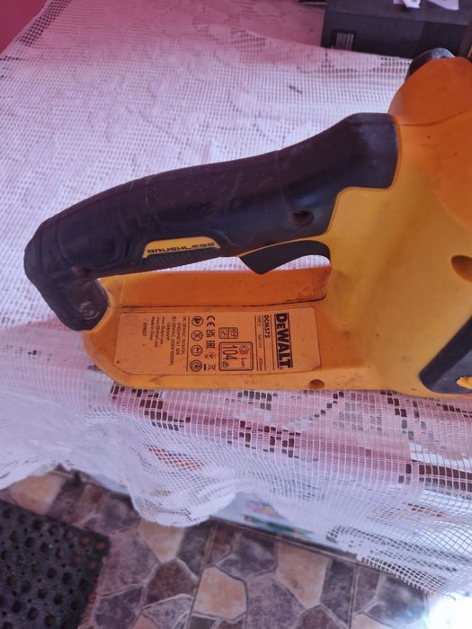 Drujba electrica cu acumulator