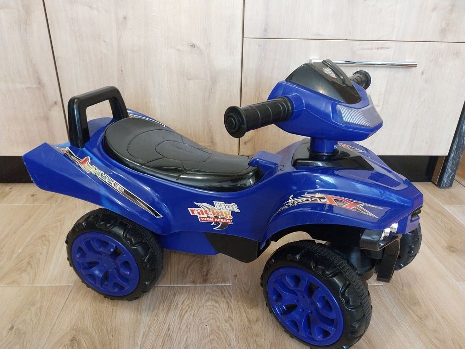 Кола за бутане ATV