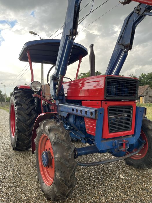 UTB 550 DT cu incarcator