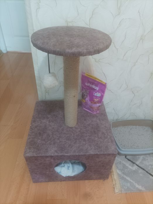 Продам домик для кошки