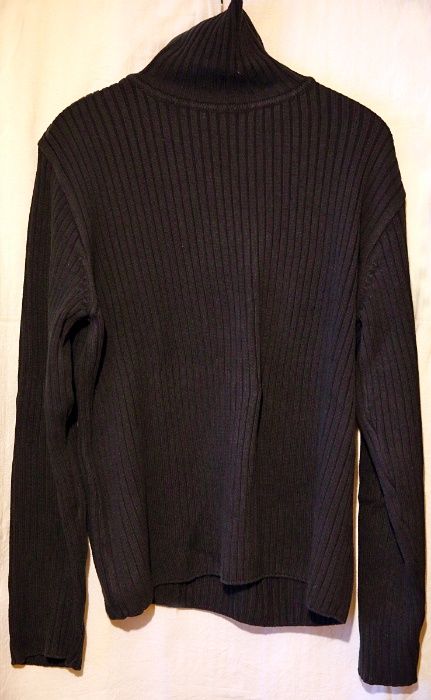 Продавам пуловери, блузи дълъг ръкав, ризи и якета в отлично състояние
