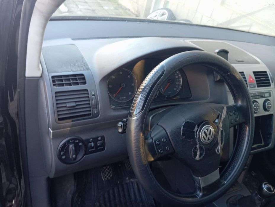 Продавам Vw Touran 2.0 170 6  BMN скорости НА ЧАСТИ