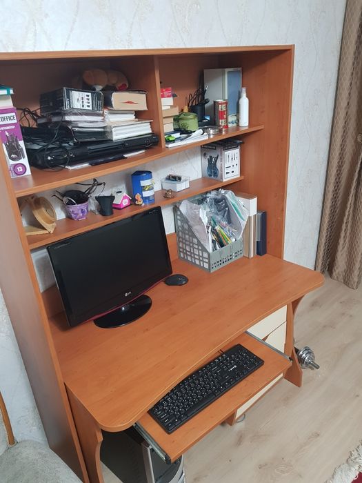 компьютерный стол