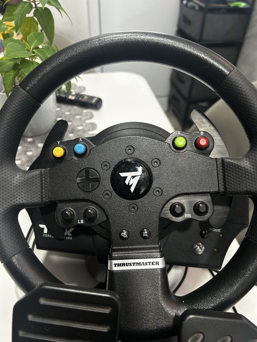 Геймърски Волан Thrustmaster TMX