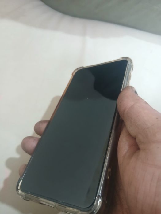 Vând Samsung S21 5G