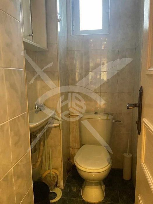 Дава се под наем Четиристаен апартамент в София, Център - 130 кв.м за 847.62 € - Снимка #9