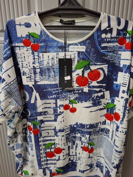 Продам костюмчики