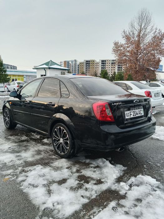 Lacetti qora avtomat