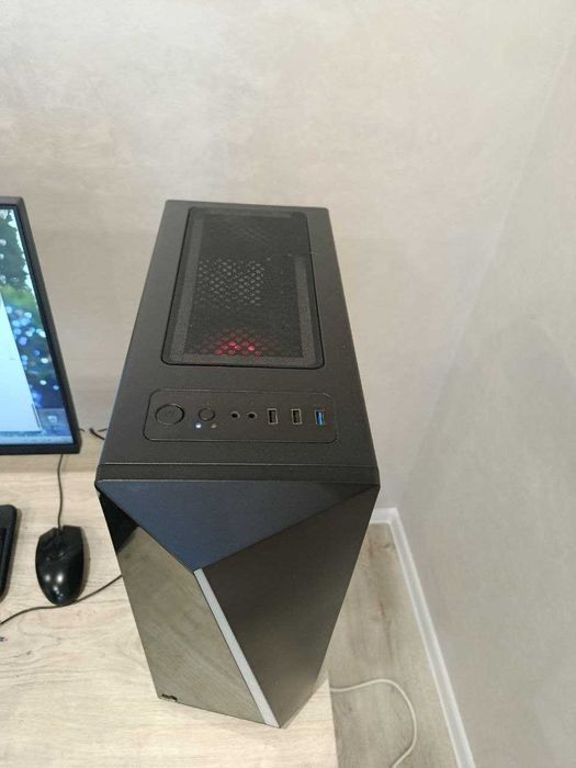 Продам корпус системного блока AeroCool