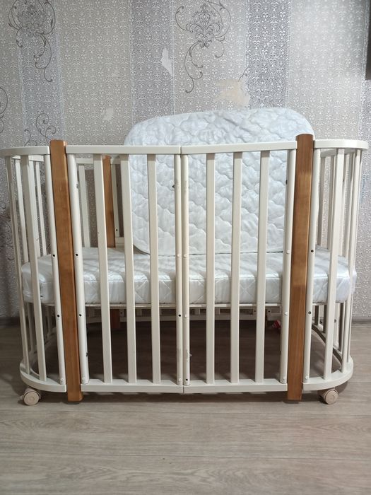 Продам детскую кроватку