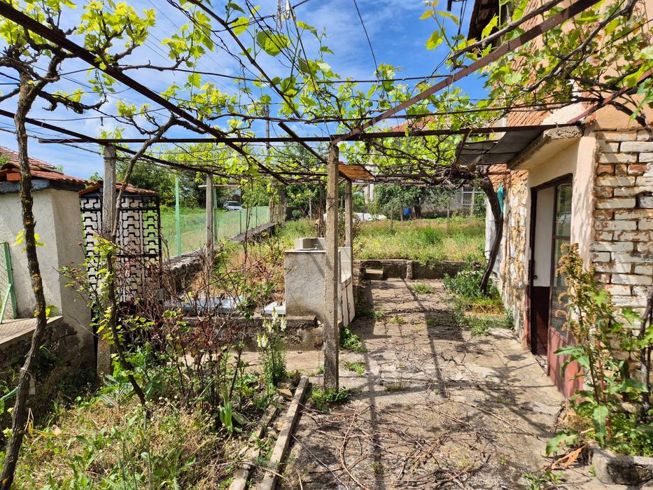 Продава се Къща в с. Велислав, Област Бургас - 196 кв.м за 110 €/кв.м - Снимка #3