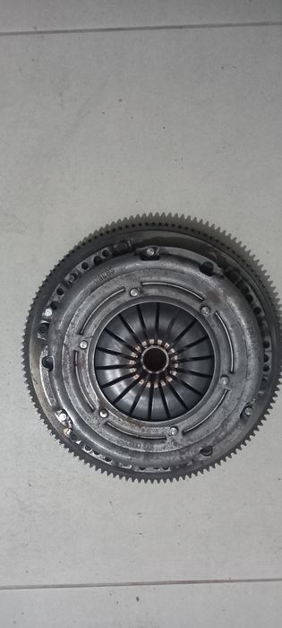 Chit volanta + disc de ambreaj pt wv Polo 1,2 benzina