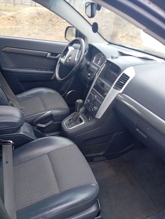 Vând Chevrolet Captiva