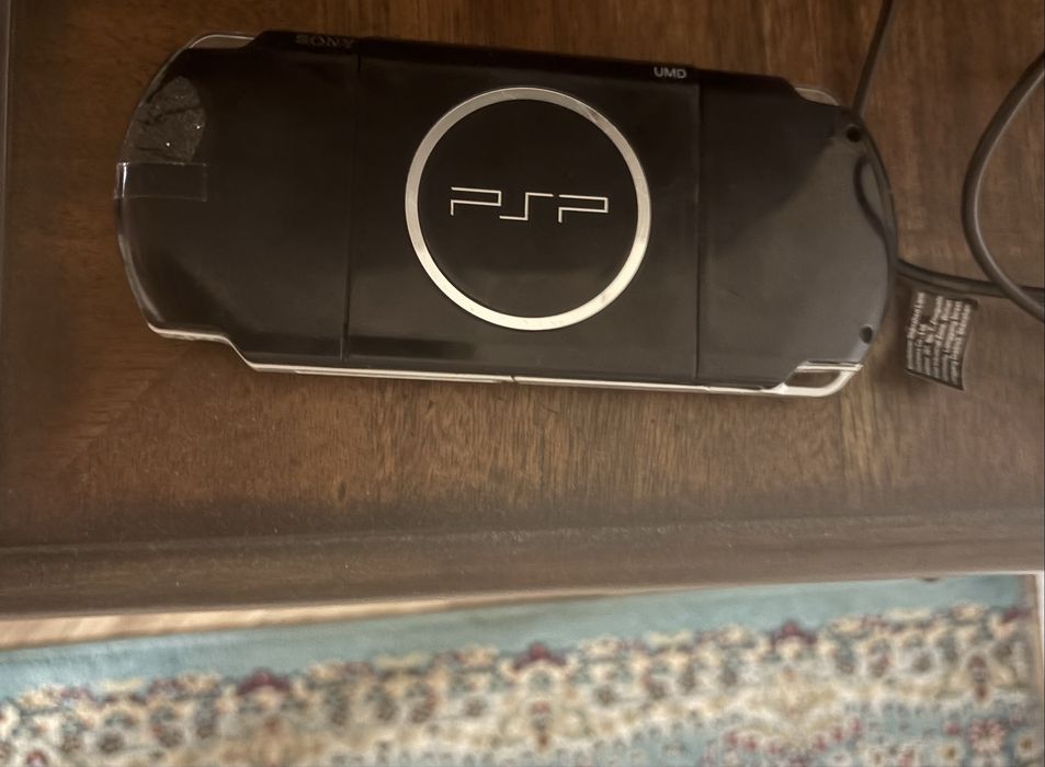 PSP 3000 32ГБ черный цвет