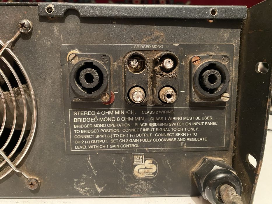Концертный усилитель qsc mx3000a