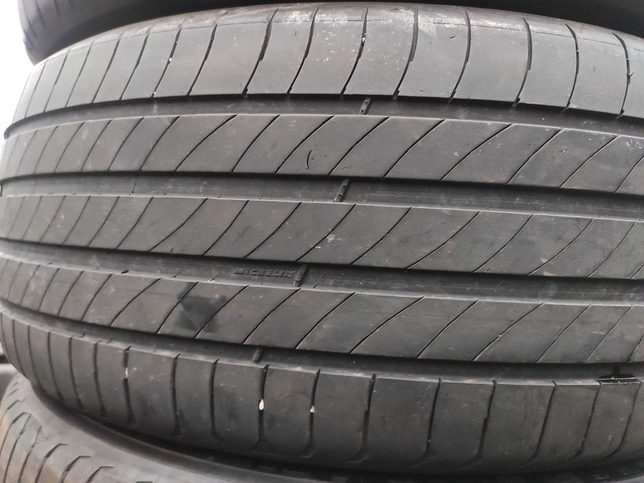 4бр Летни гуми 225 50 18 - Michelin