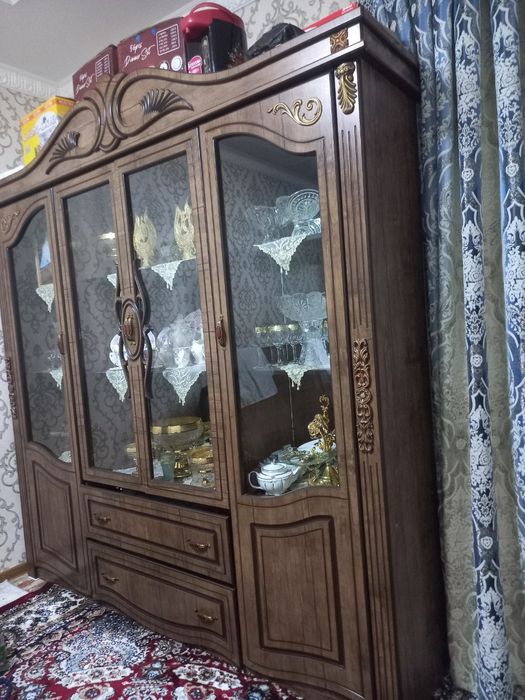 Mexmon hona uchun stenka