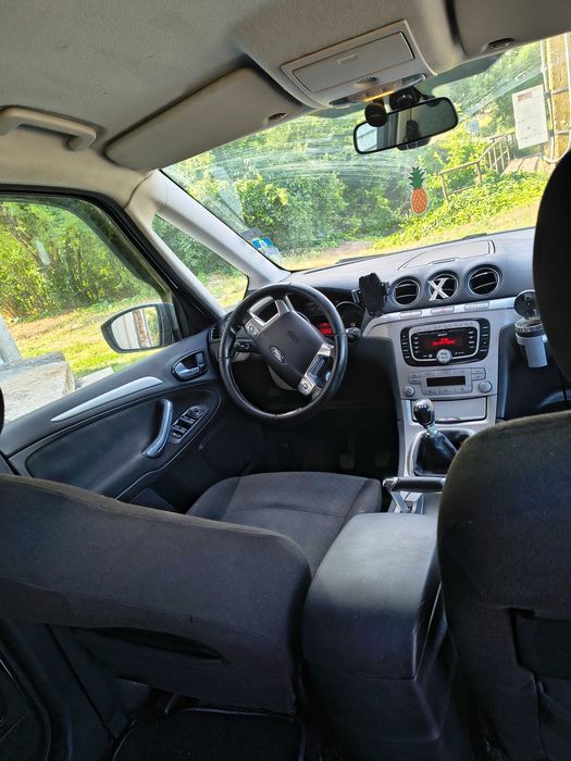 Продавам ford C Max 2010г дизел