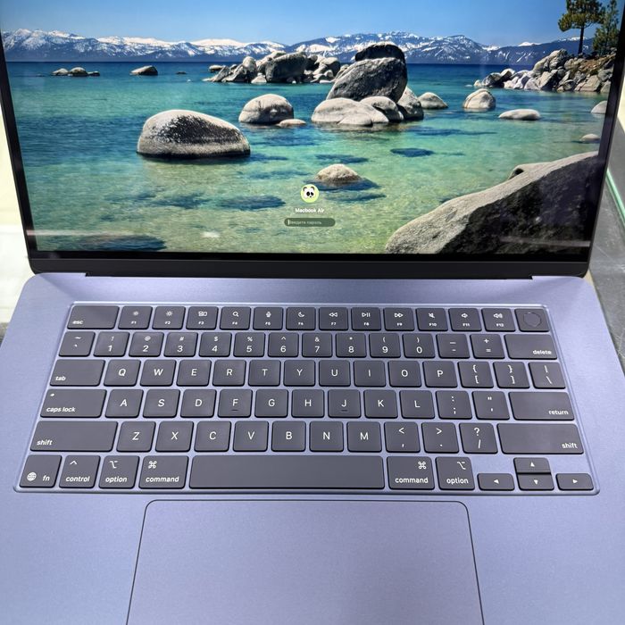 Macbook Air 15" M4 16/256 Midnight