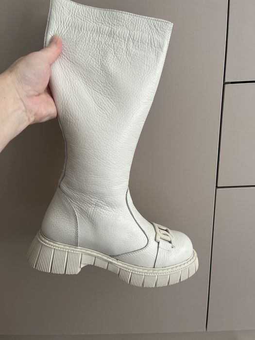 Женские новые сапоги