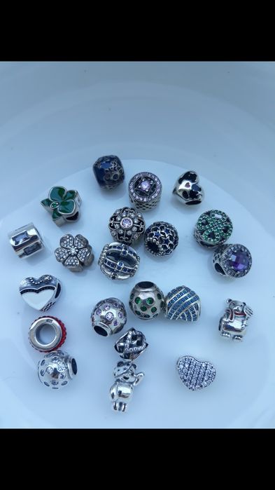 Продам шармики серебро Пандора
