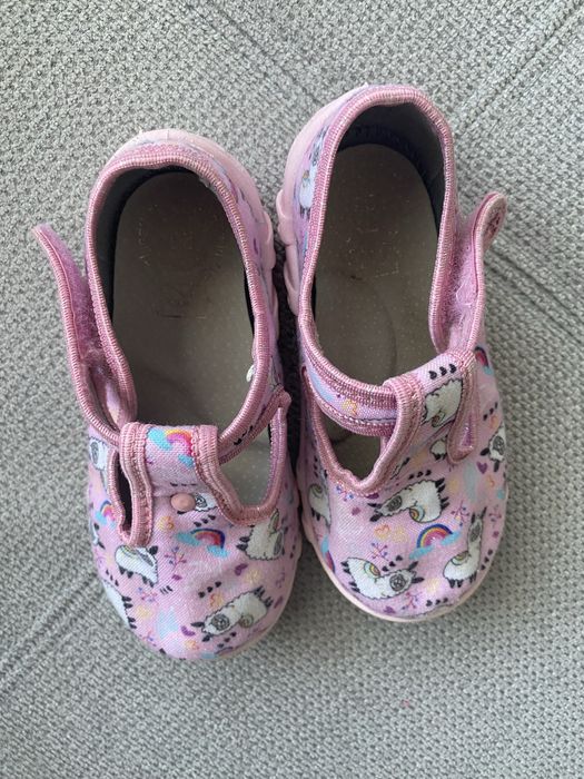 Пантофи за детска градина 25 номер със стелка естествена кожа