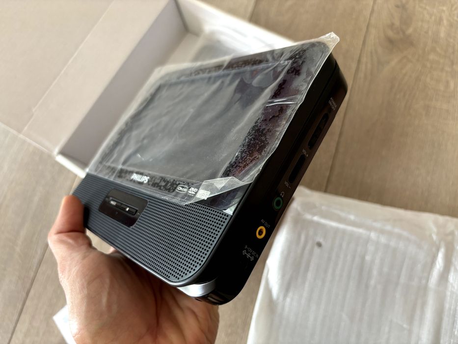 Dvd player portabil rulota auto