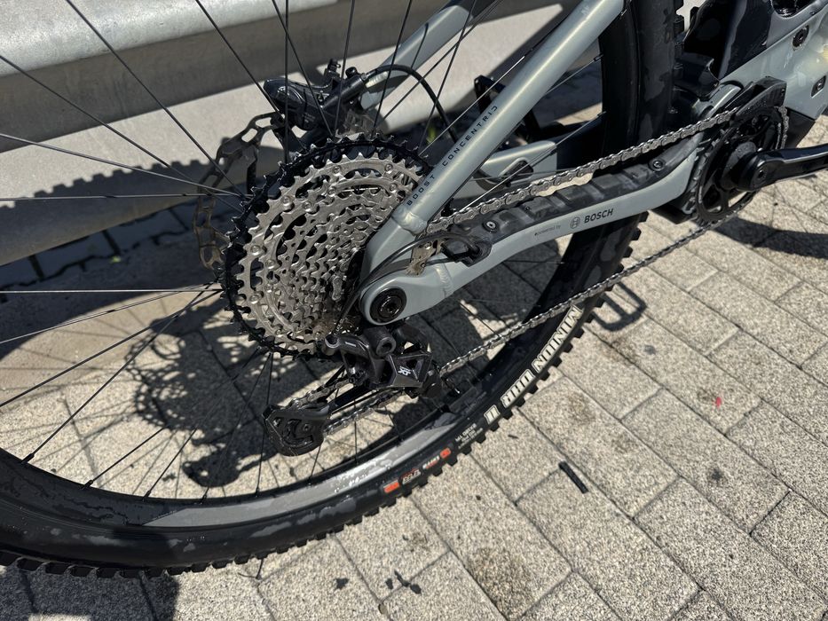 E bike bosch Orbea wild h10 2025 L un an garantie
