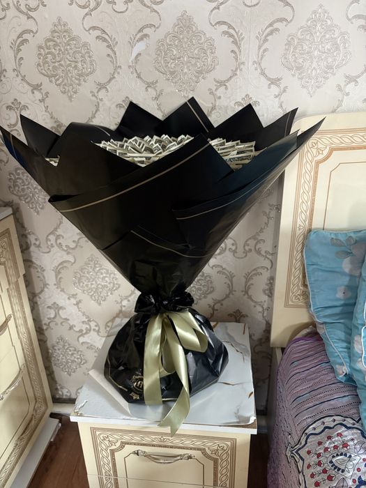 Денежный букет готовый