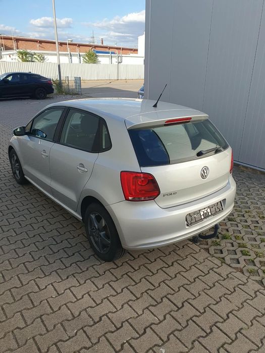 VOLKSWAGEN Polo 2011 — imagine 2