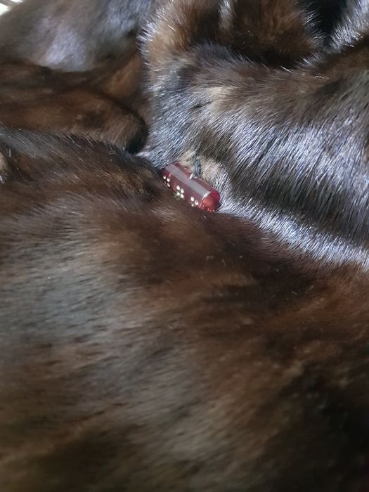 Продам норковую шубу