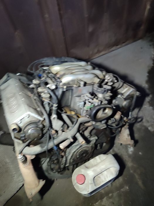 Двигатель Ауди 26 на разбор