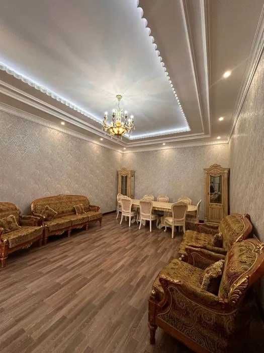 Сдается участок на Мирзо Улугбекском 2 этажный ор-р Луначарский!