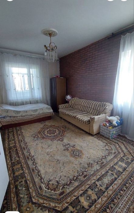 Срочно продаётся квартира Мирабадский р-н Куйлюк массив 4 2/4/4