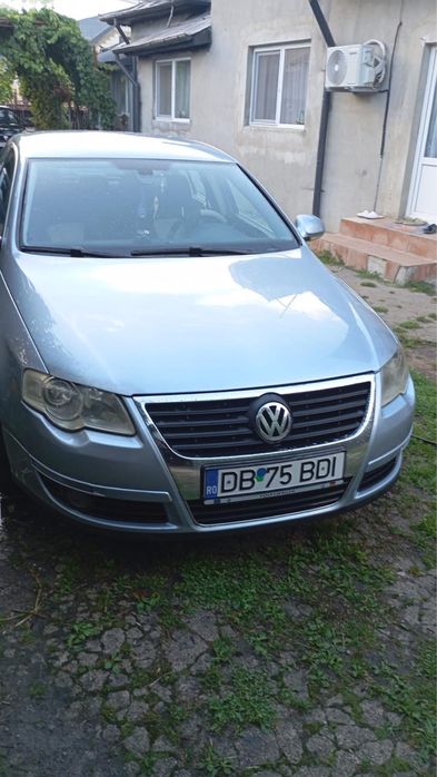 VOLKSWAGEN Passat 0 — imagine 4