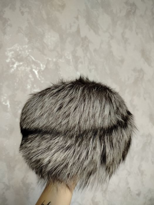 Продам шапки женские