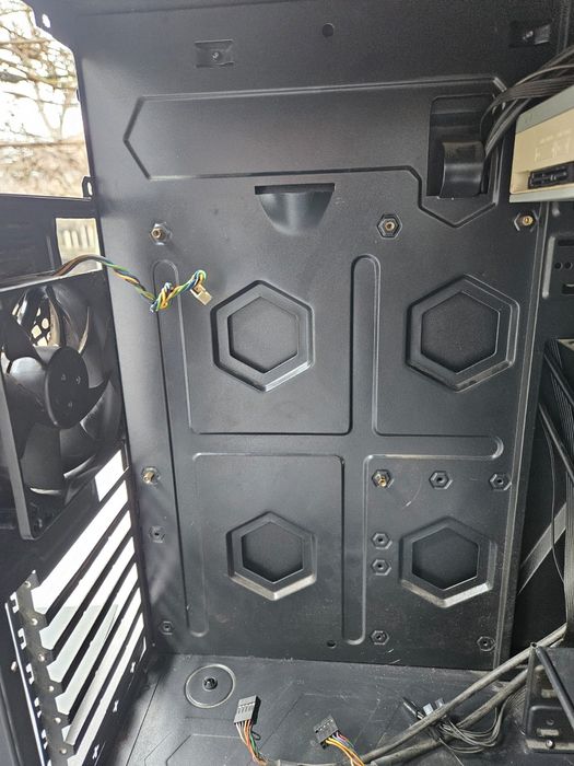 Carcasa Segotep stare bună a