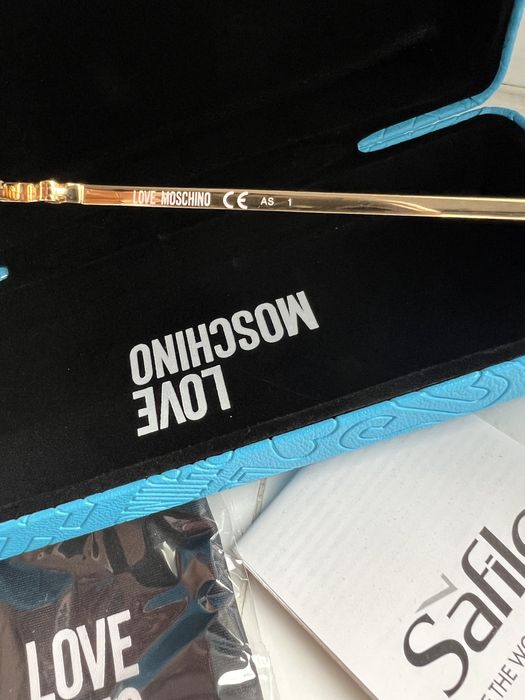 Слънчеви очила Love Moschino