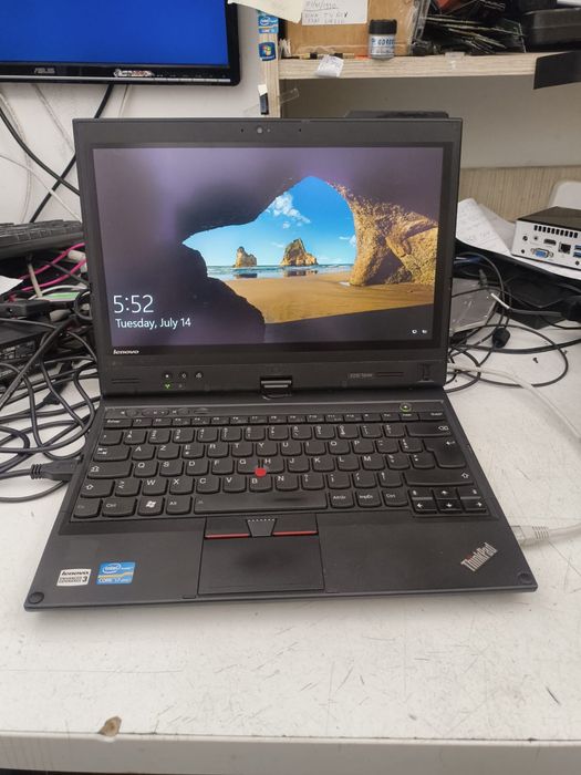 Laptop Acer , Lenovo ,Asus perfect internet ,office, scoala 400 ron