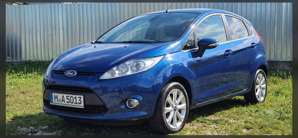 Ford fiesta  Echipare GHIA