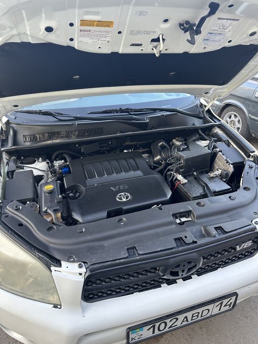 Rav 4 toyota продам