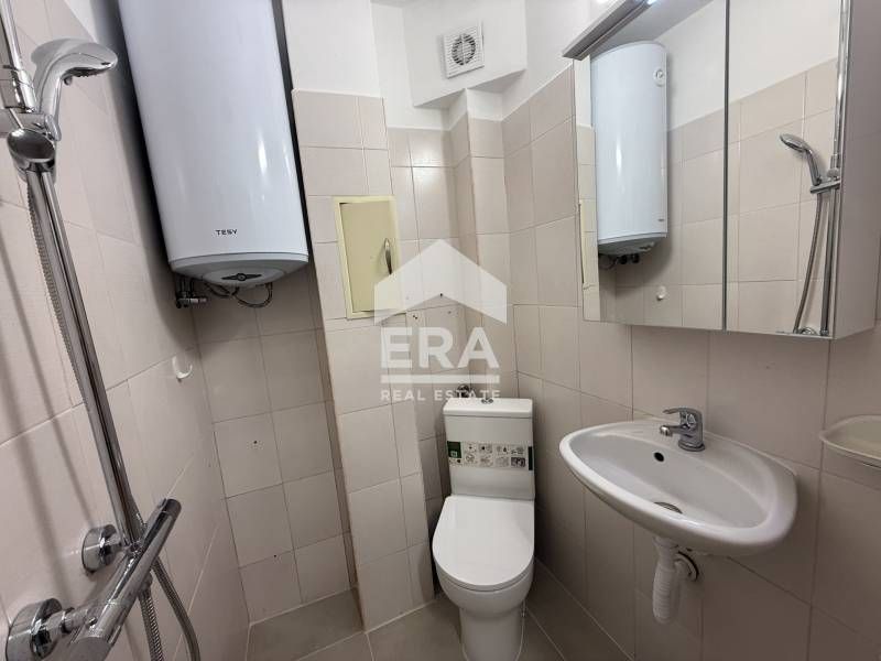 Продава се Двустаен апартамент в Варна, Погреби - 38 кв.м за 1435 €/кв.м - Снимка #5