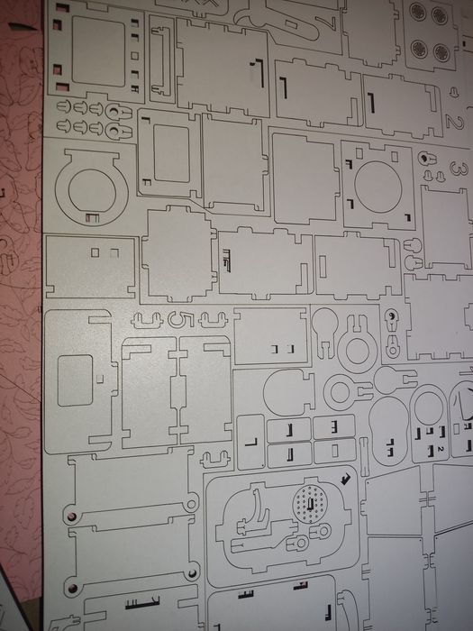 Скидка!Роскошный трёх этажный кукольный домик с мебелью и куколкой