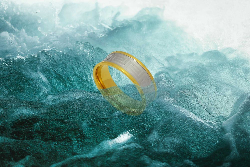 ЛУКСОЗНИ БИЖУТА : пръстени, гривни, колиета, обеци, висулки