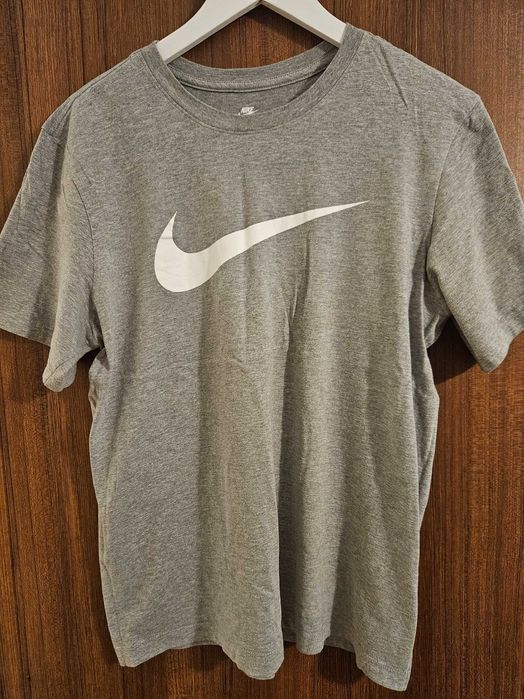 Тениска Pepe Jeans, Nike, Puma